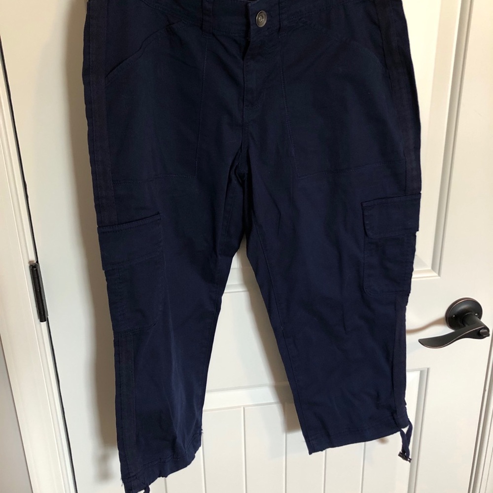 Women’s Time & Tru blue capris Sz 10 NWT